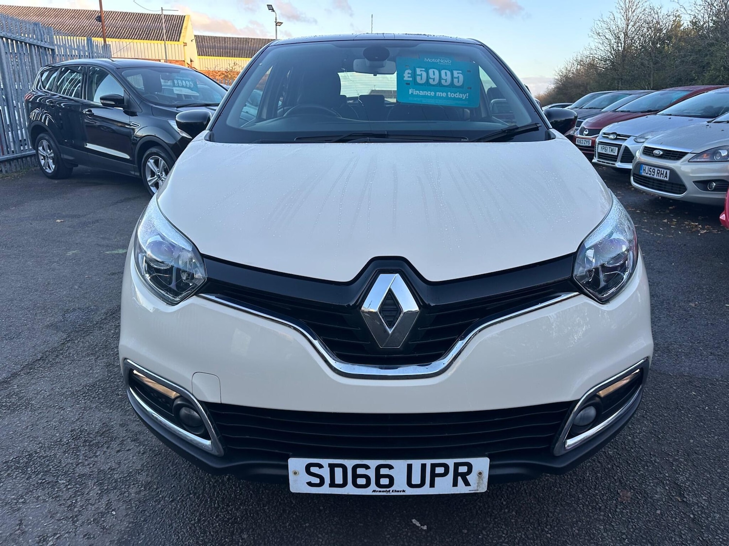 Used Renault Captur 2016 for sale - 76926484: Photo 7