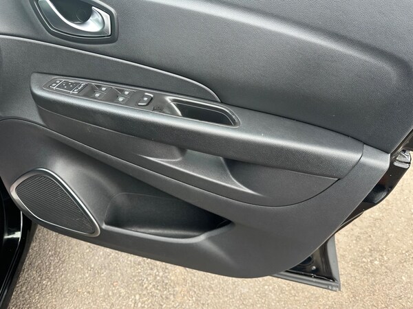 Used Renault Captur 2018 for sale - 74787790: Photo 31