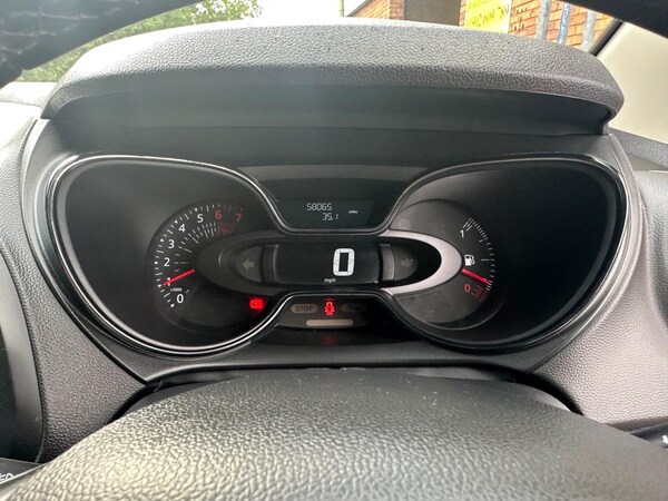 Used Renault Captur 2018 for sale - 74787790: Photo 37