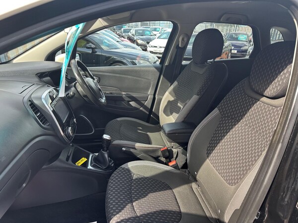 Used Renault Captur 2018 for sale - 74787790: Photo 44