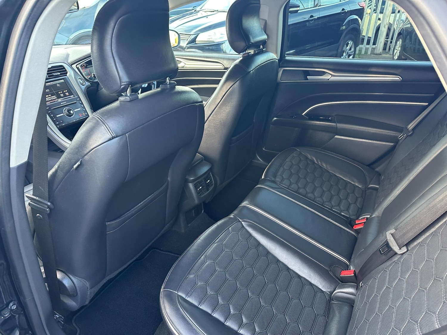 Used Ford Mondeo 2016 for sale - 76646014: Photo 24