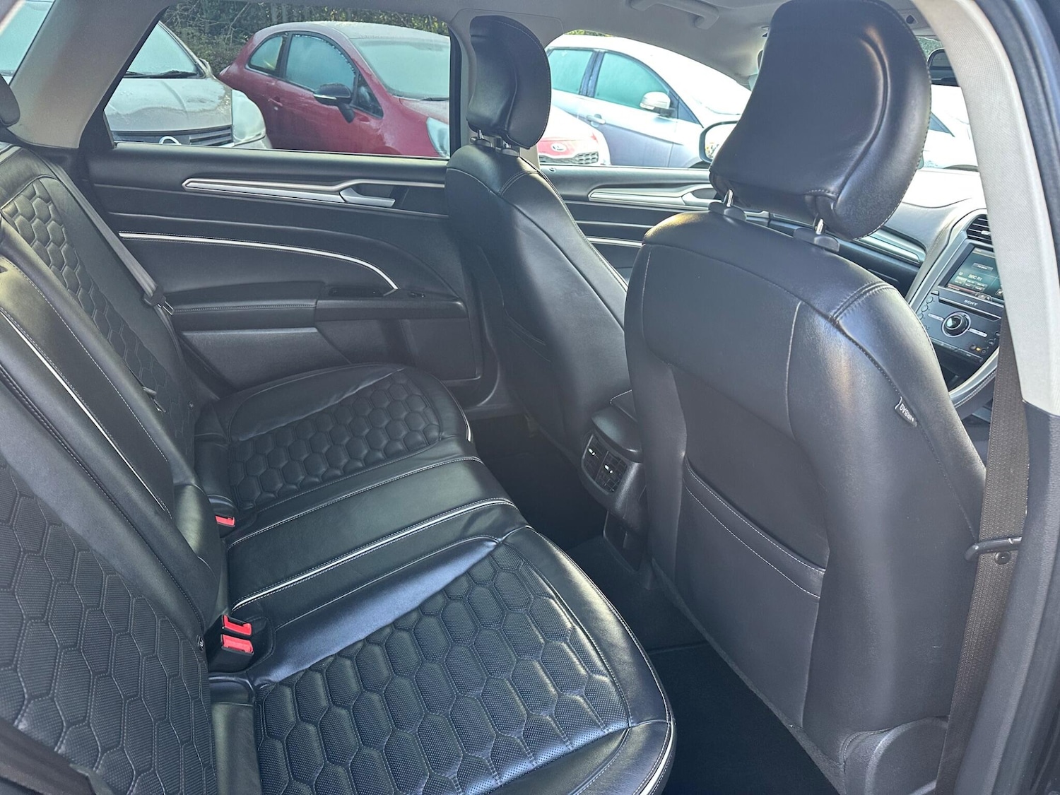 Used Ford Mondeo 2016 for sale - 76646014: Photo 30