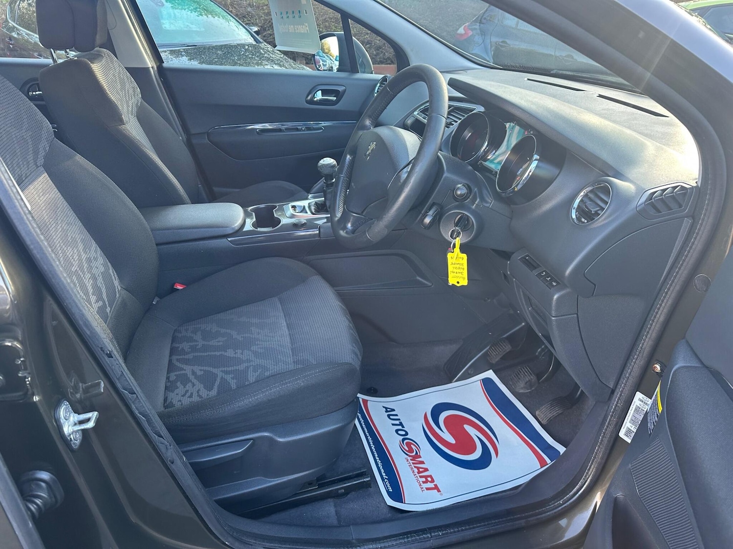 Used Peugeot 3008 2010 for sale - 77925371: Photo 5