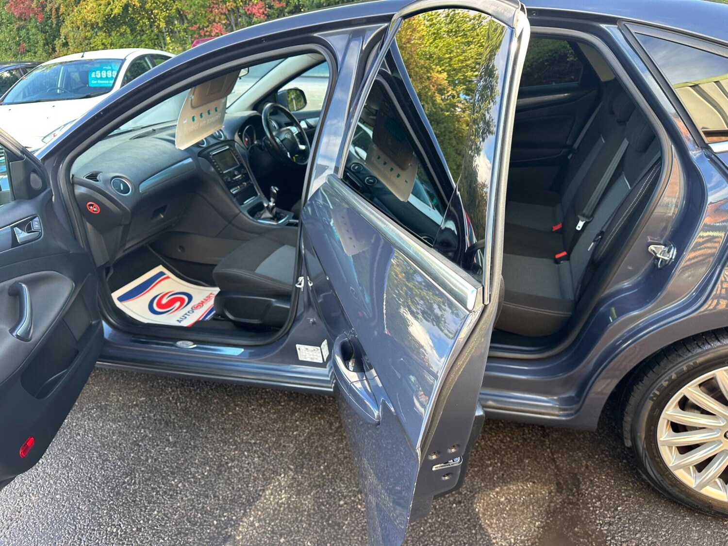 Vehicle 44