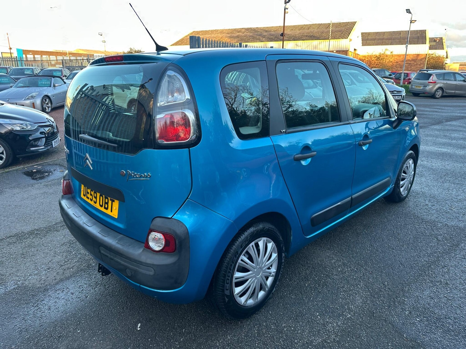 Used Citroen C3 Picasso 2009 for sale - 76913900: Photo 11