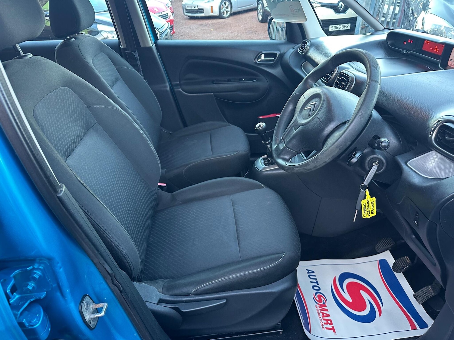 Used Citroen C3 Picasso 2009 for sale - 76913900: Photo 12