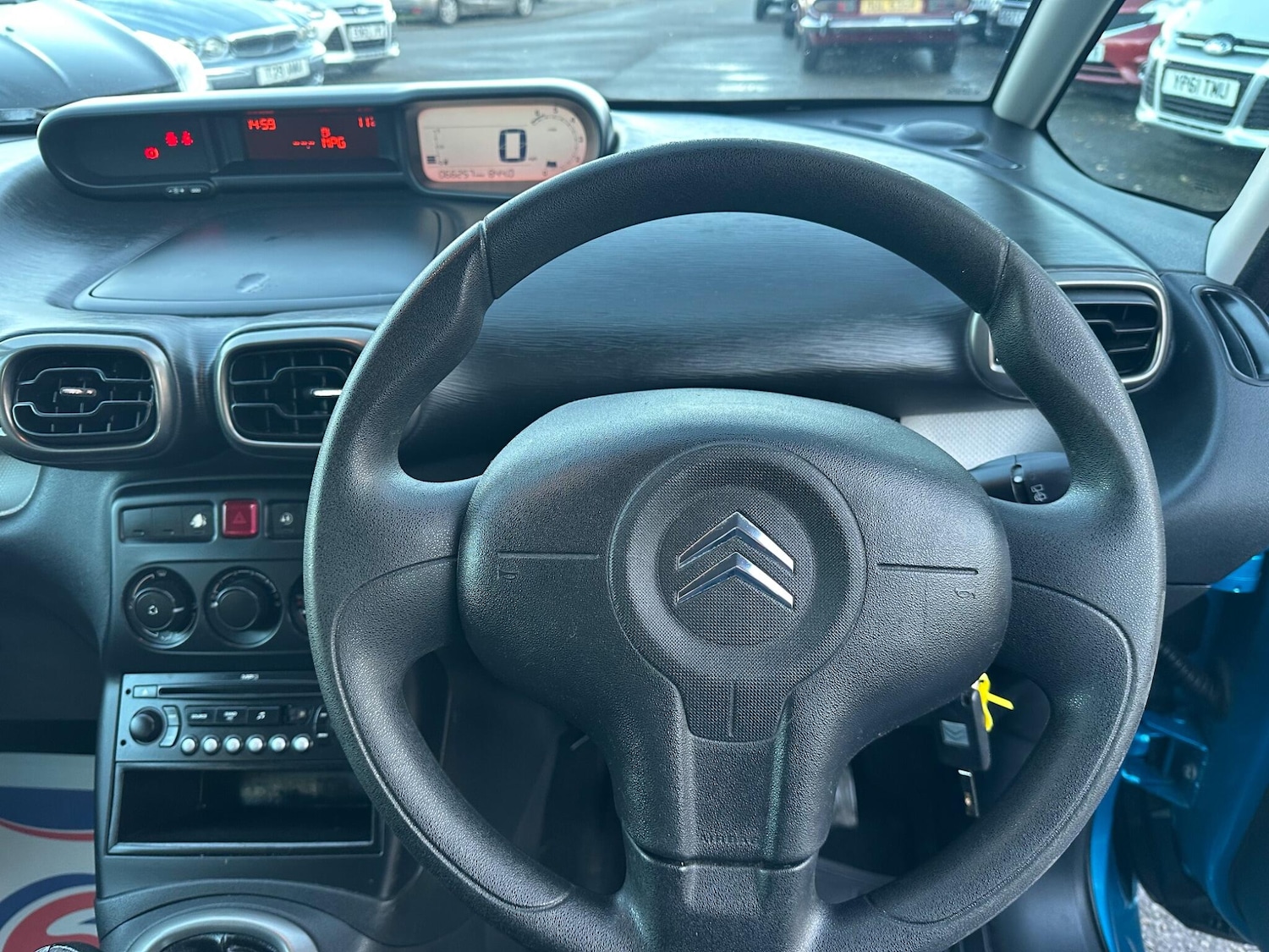 Used Citroen C3 Picasso 2009 for sale - 76913900: Photo 24