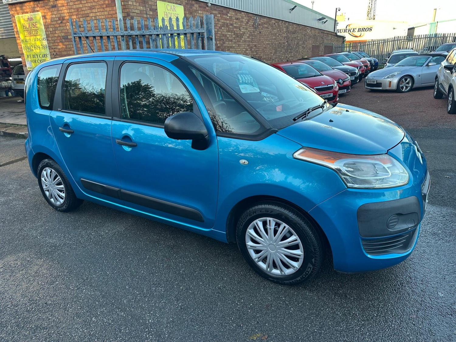 Used Citroen C3 Picasso 2009 for sale - 76913900: Photo 4