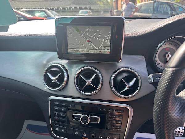 Used Mercedes-Benz GLA 2015 for sale - 75364208: Photo 40