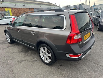 Used Volvo XC70 2012 for sale - 76485448: Photo
