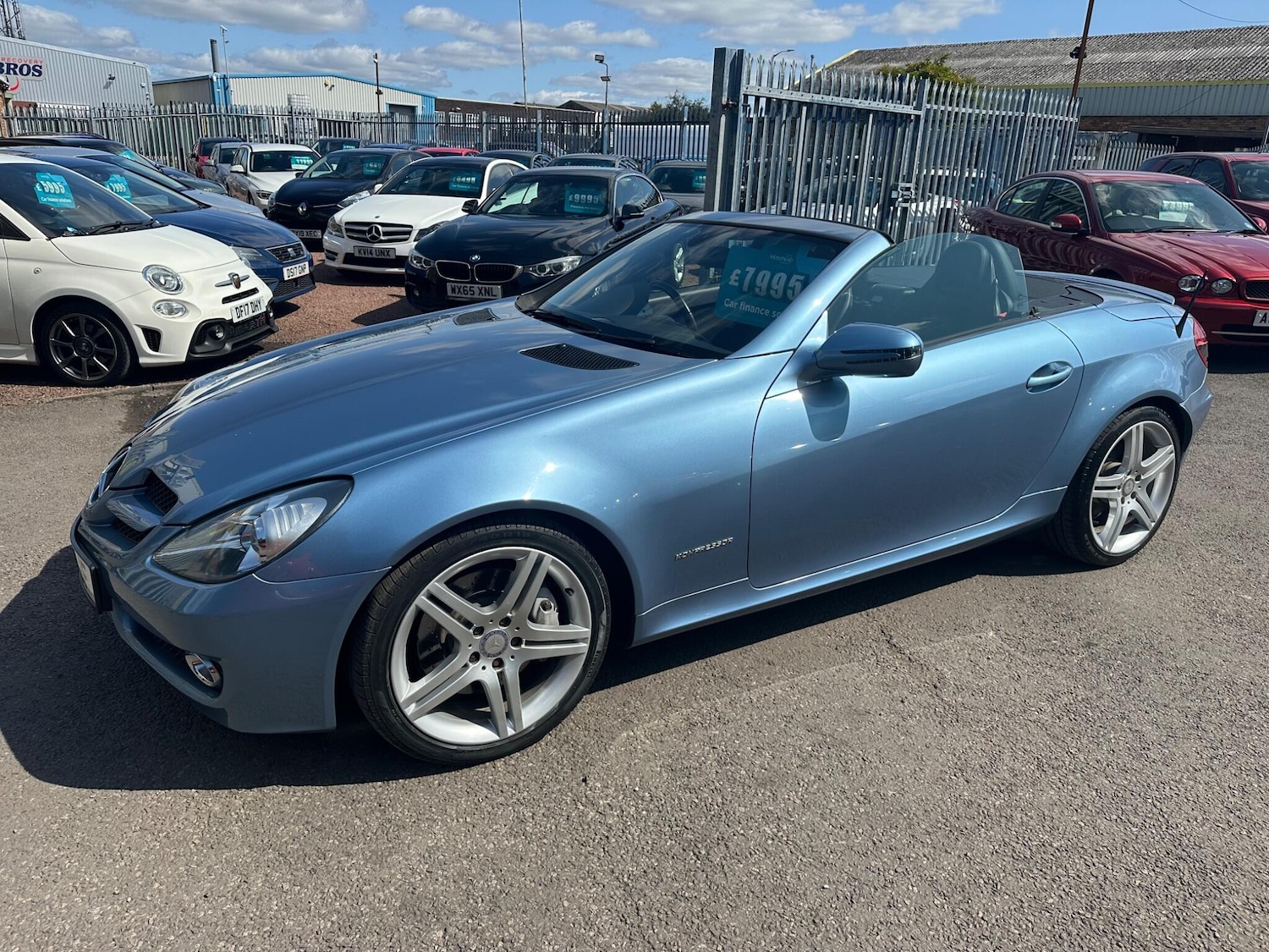 Used Mercedes-Benz SLK 2010 for sale - 77468070: Photo 12