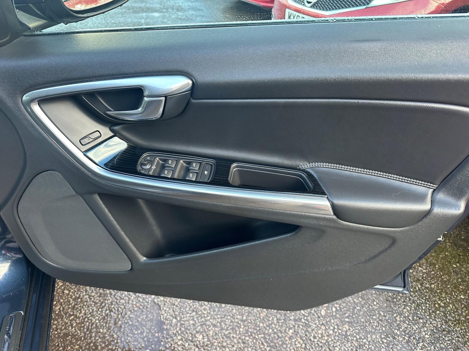 Used Volvo V60 2012 for sale - 77524913: Photo 29