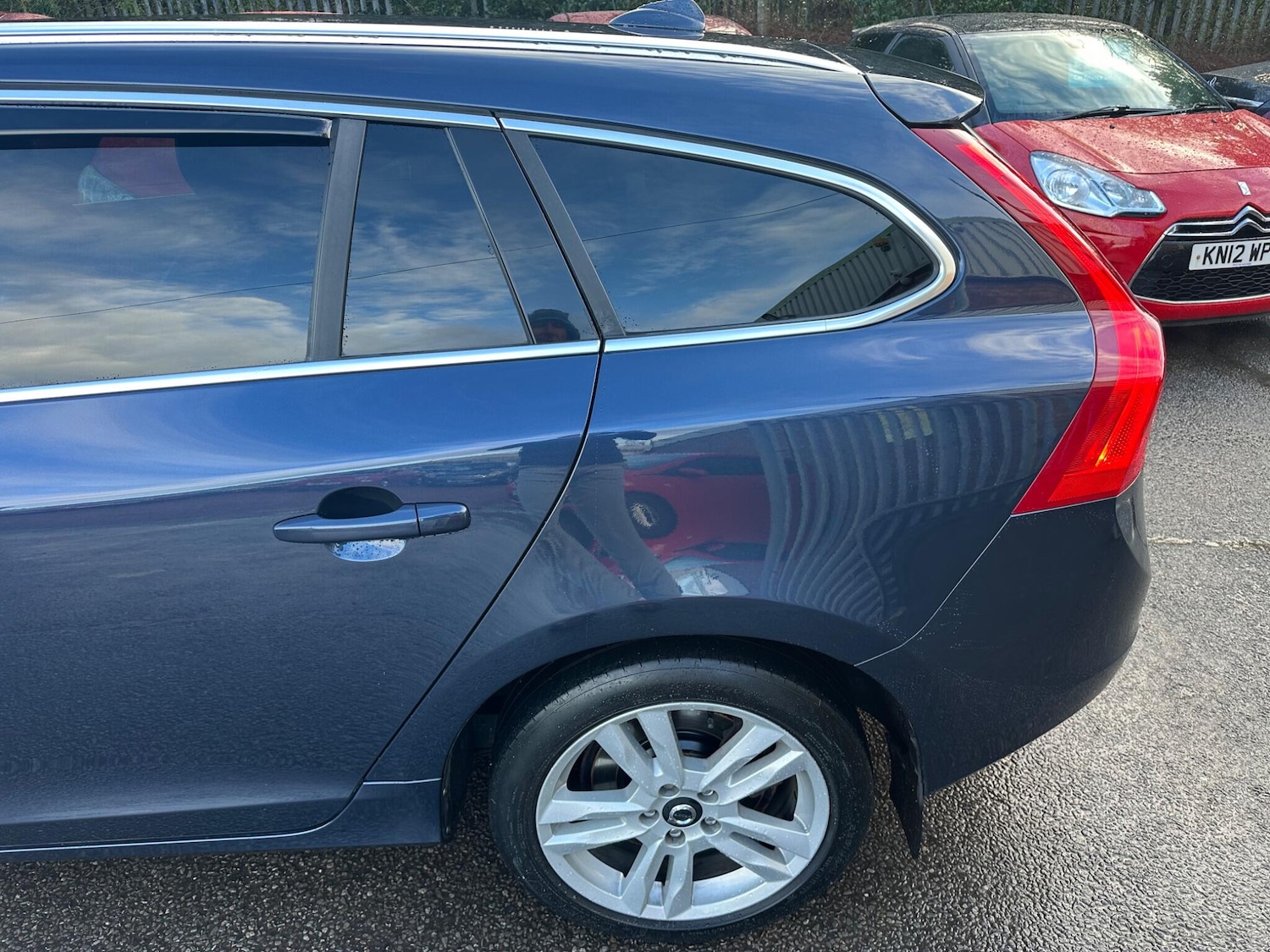 Used Volvo V60 2012 for sale - 77524913: Photo 31