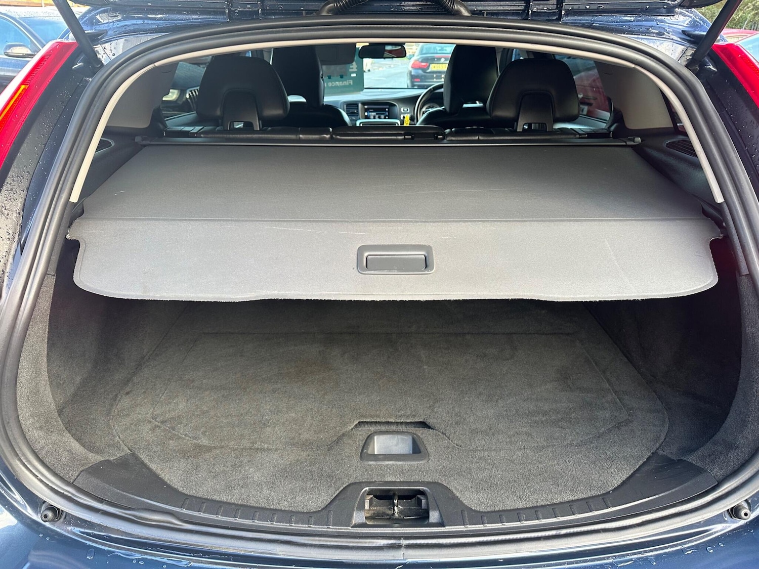 Used Volvo V60 2012 for sale - 77524913: Photo 42