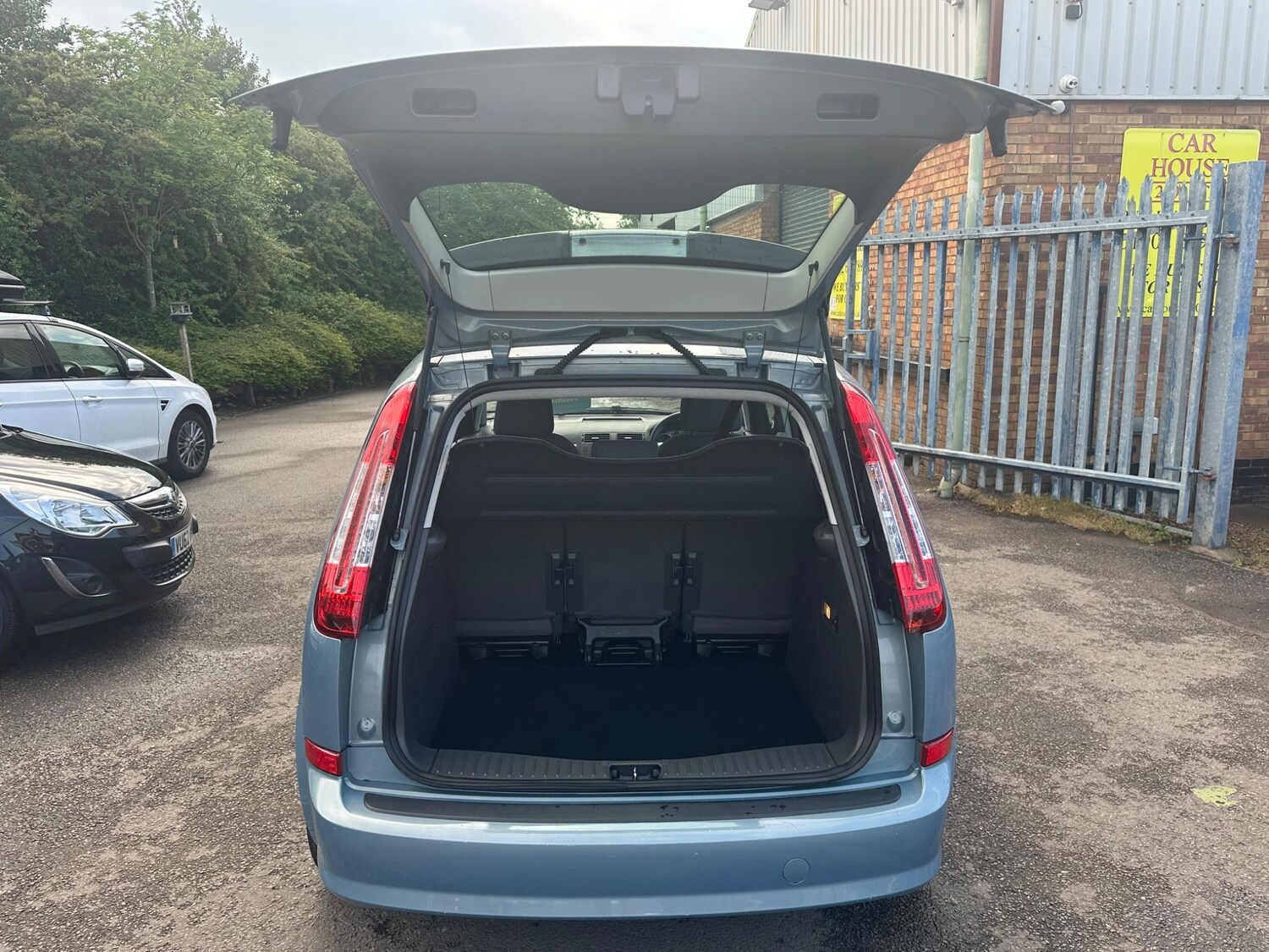 Vehicle 27