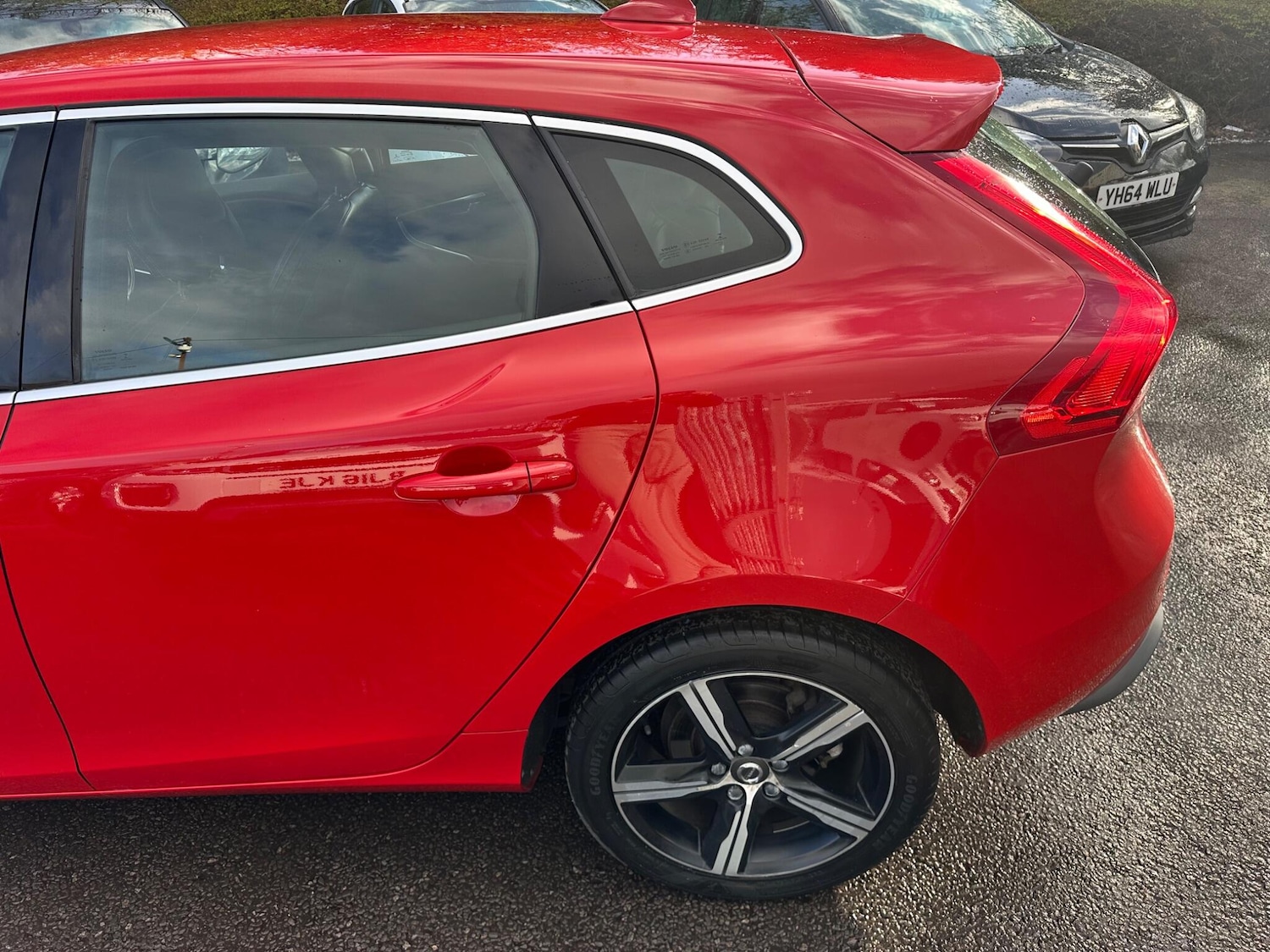 Used Volvo V40 2017 for sale - 78034581: Photo 17
