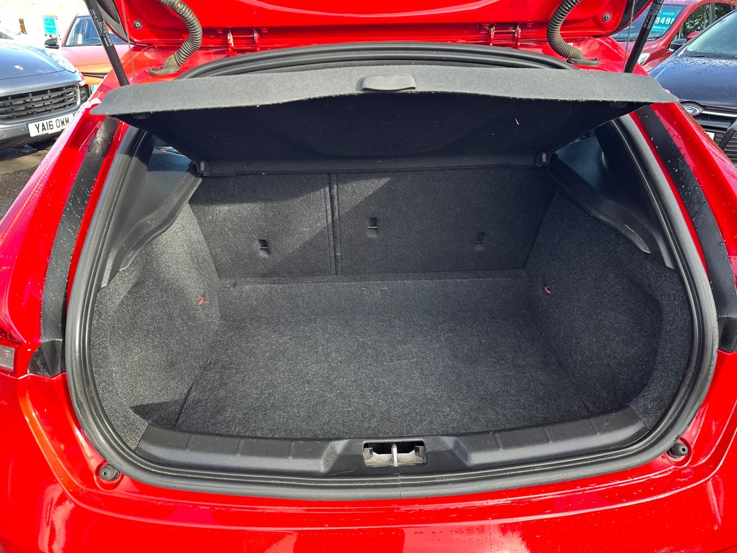 Used Volvo V40 2017 for sale - 78034581: Photo 29