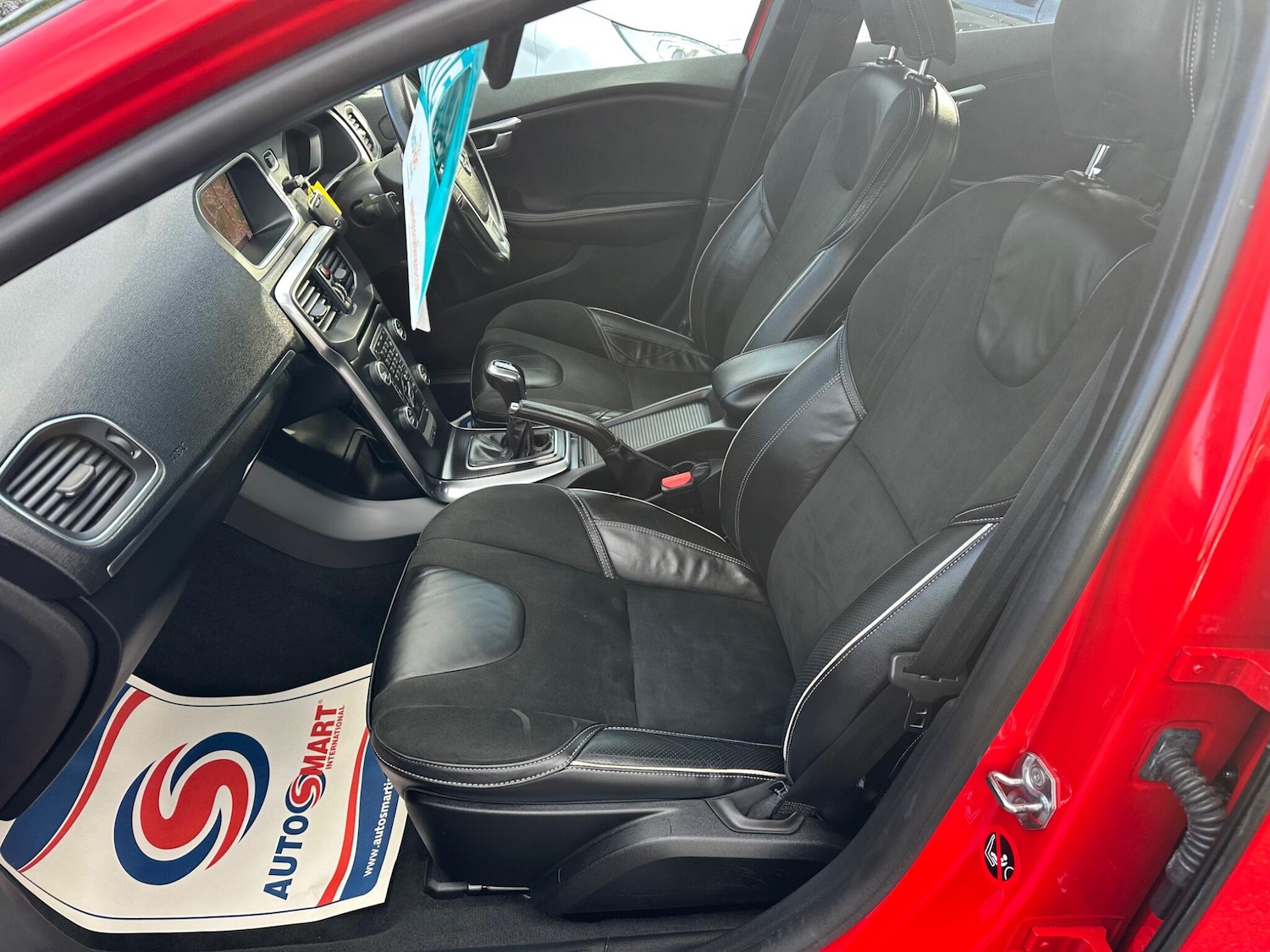 Used Volvo V40 2017 for sale - 78034581: Photo 34