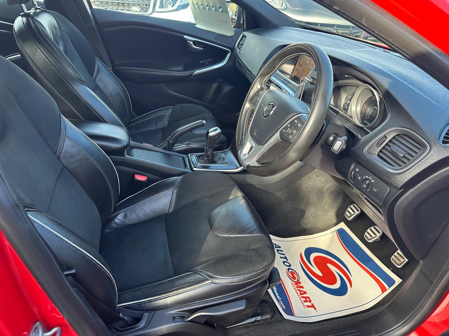 Used Volvo V40 2017 for sale - 78034581: Photo 5