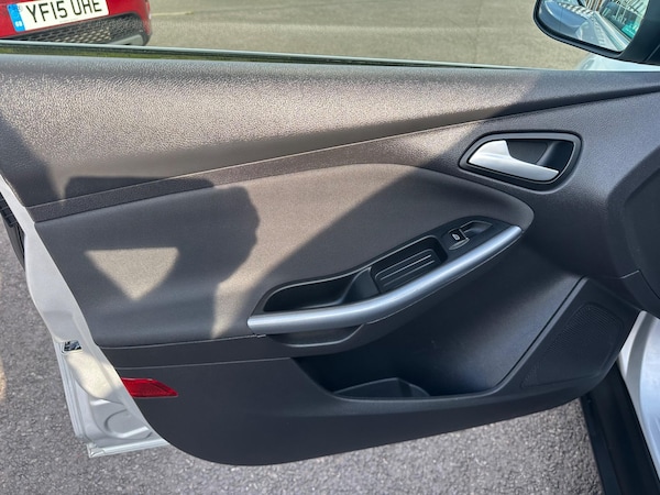 Used Ford Focus 2013 for sale - 75657894: Photo 23