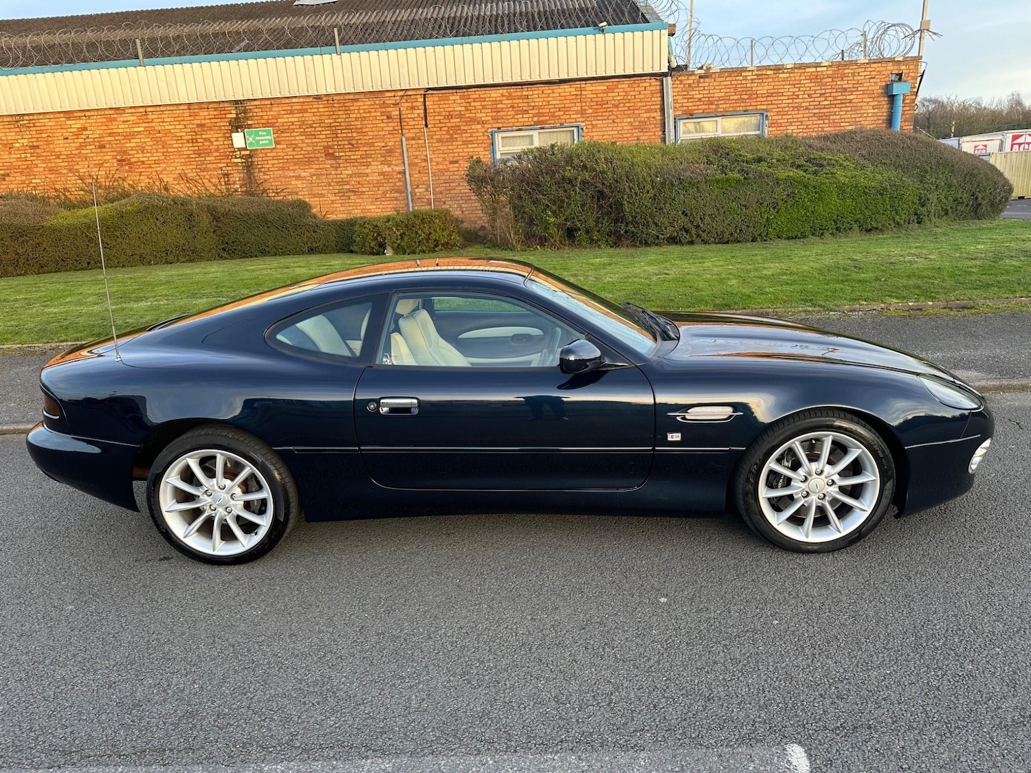 Used Aston Martin DB7 for sale - 77266744: Photo 21