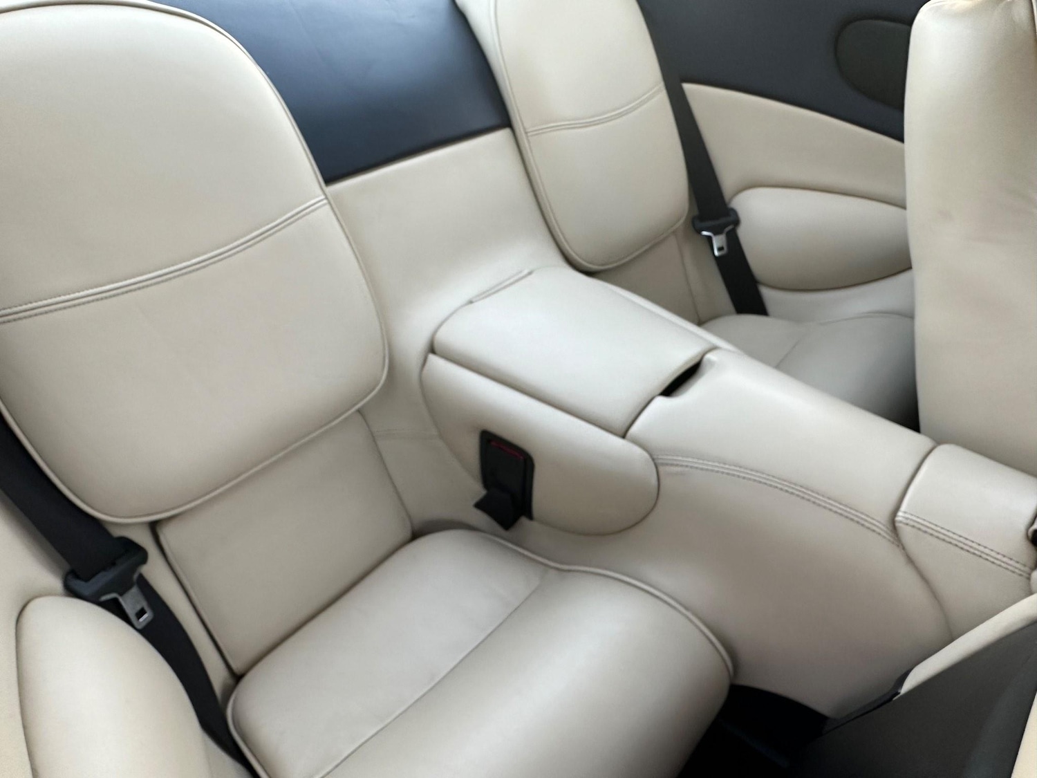 Used Aston Martin DB7 for sale - 77266744: Photo 44