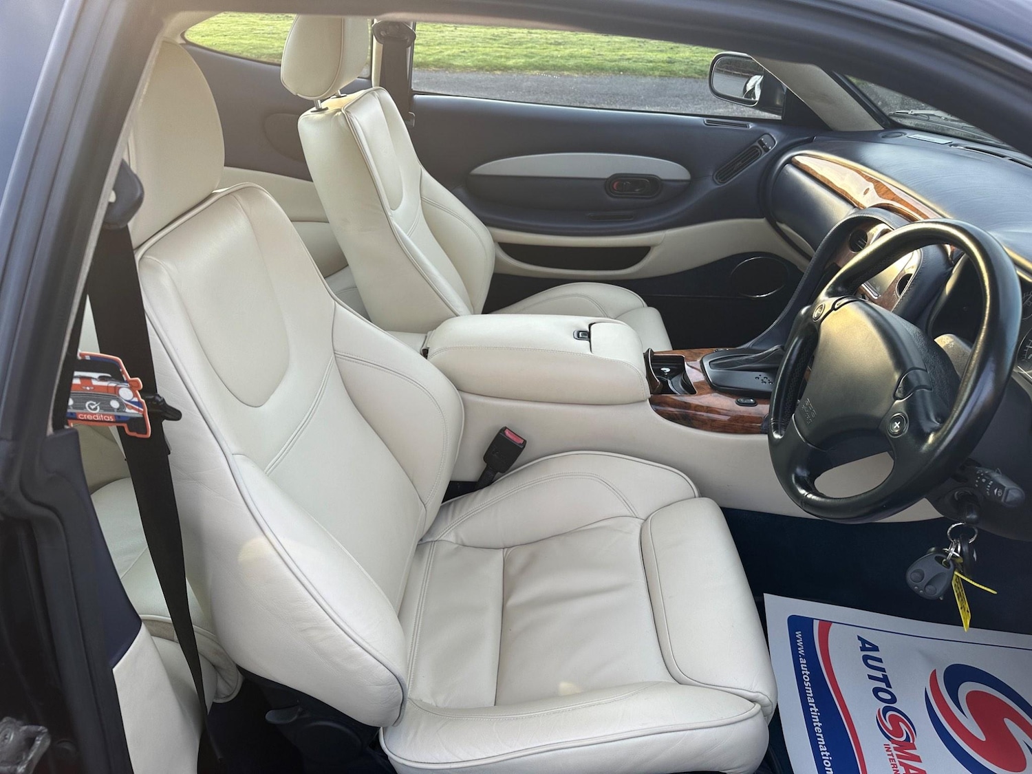 Used Aston Martin DB7 for sale - 77266744: Photo 45