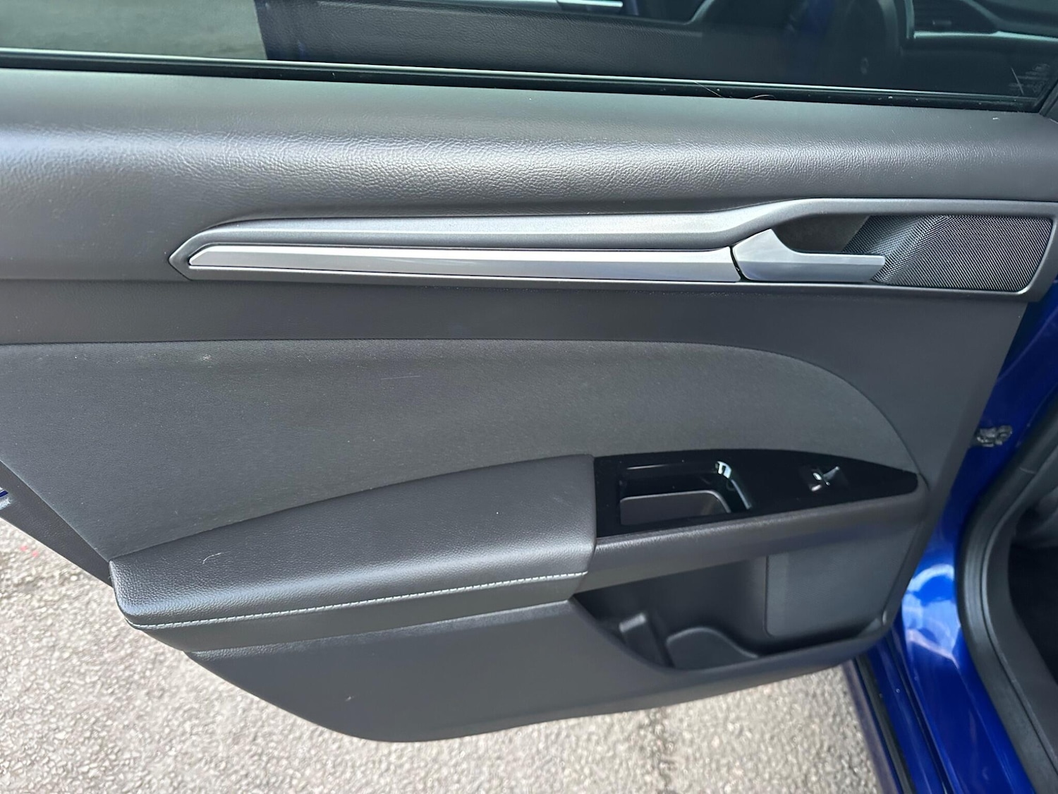 Used Ford Mondeo 2015 for sale - 76633965: Photo 24