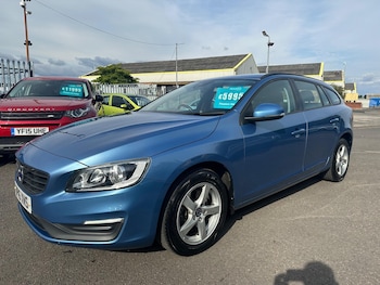 Used Volvo V60 2016 for sale - 75267916: Photo