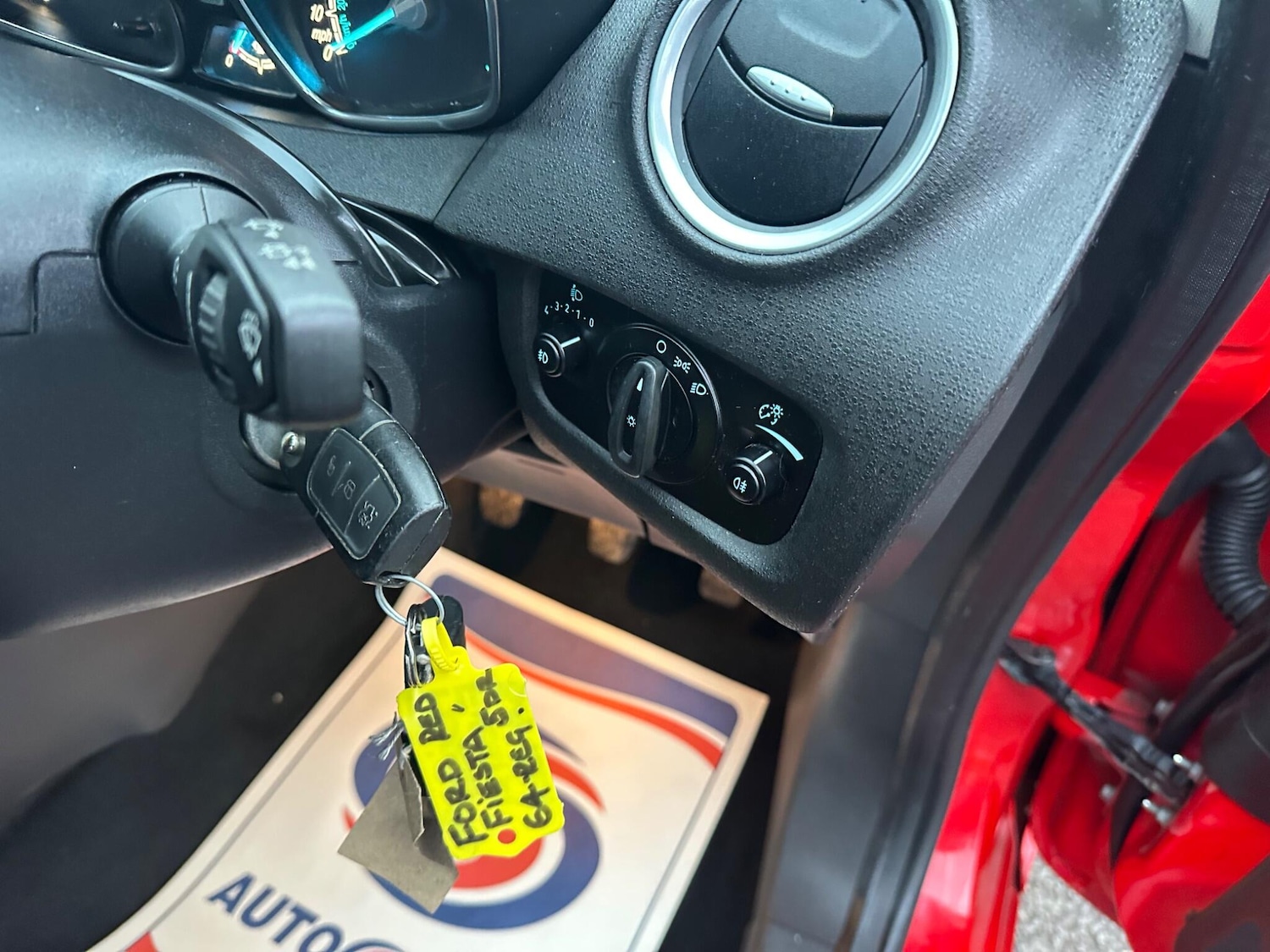 Used Ford Fiesta 2015 for sale - 77411534: Photo 26