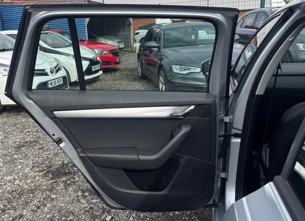 Used Skoda Octavia 2014 for sale - 76283792: Photo 34