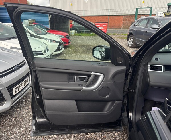 Used Land Rover Discovery Sport 2016 for sale - 76282991: Photo 36