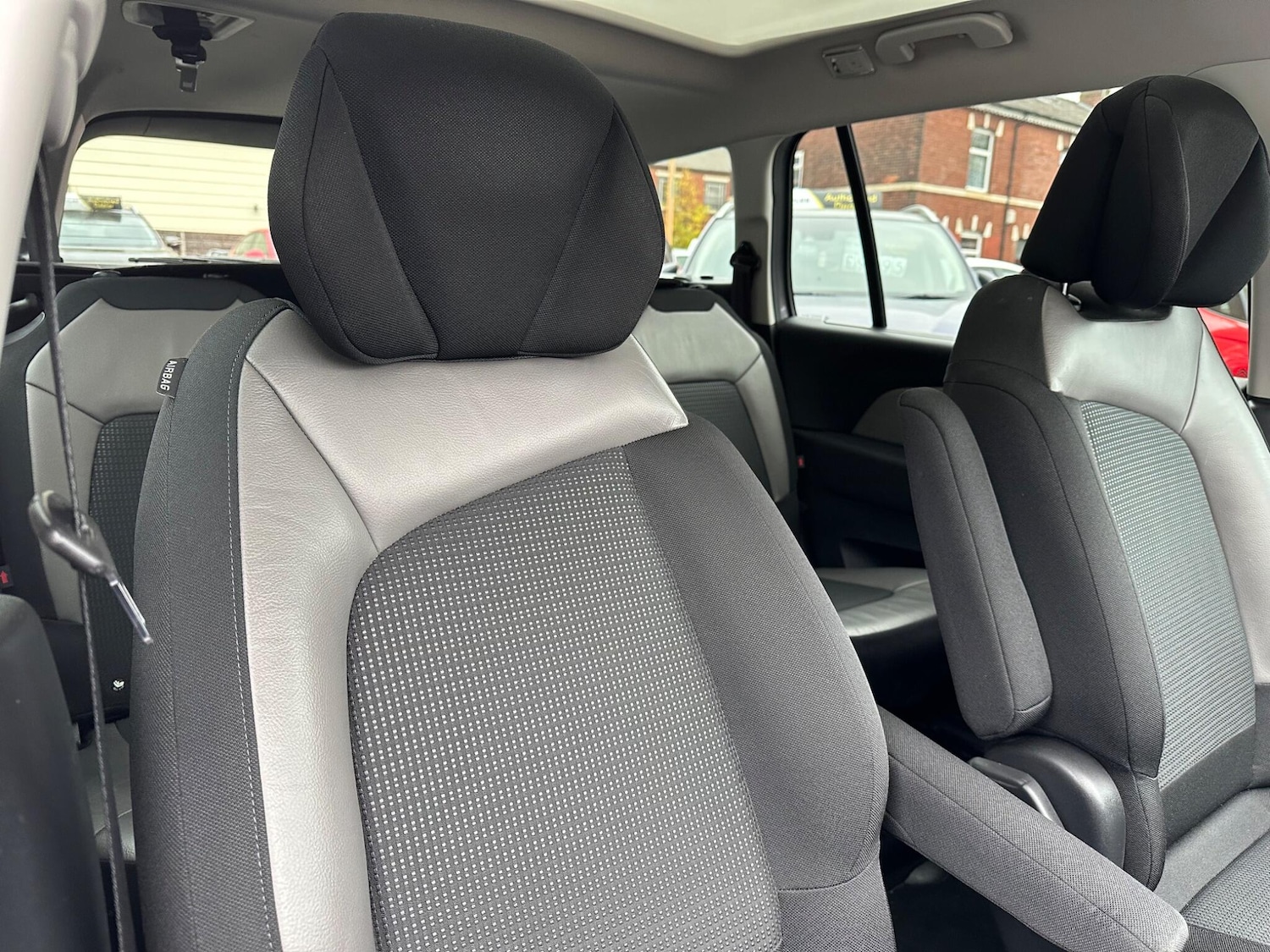 Used Citroen C4 Grand Picasso 2017 for sale - 76850151: Photo 17