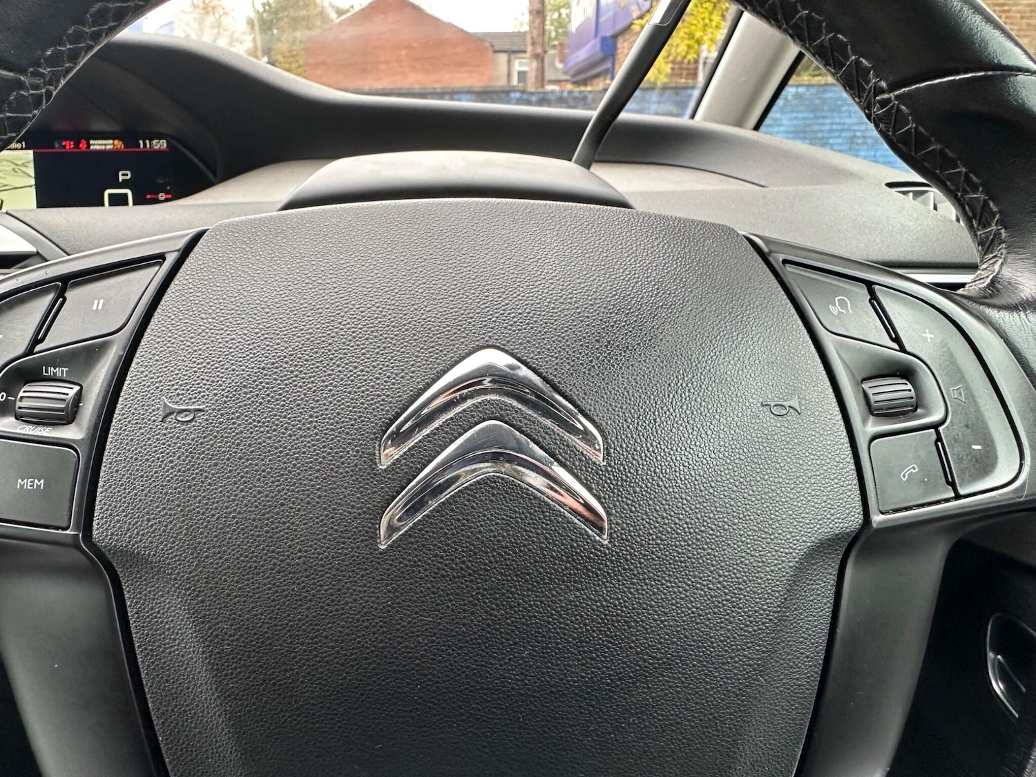 Used Citroen C4 Grand Picasso 2017 for sale - 76850151: Photo 24