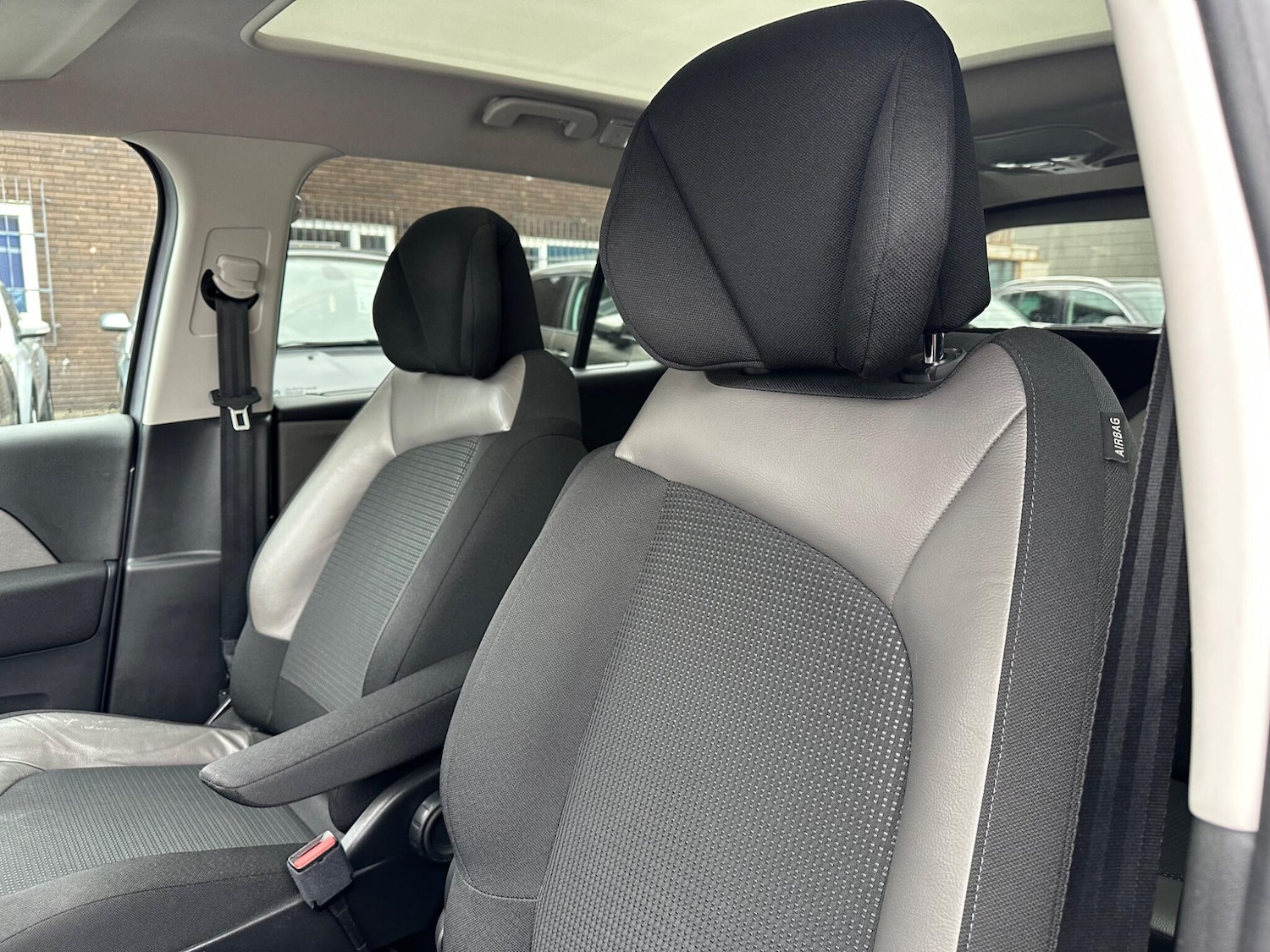 Used Citroen C4 Grand Picasso 2017 for sale - 76850151: Photo 32