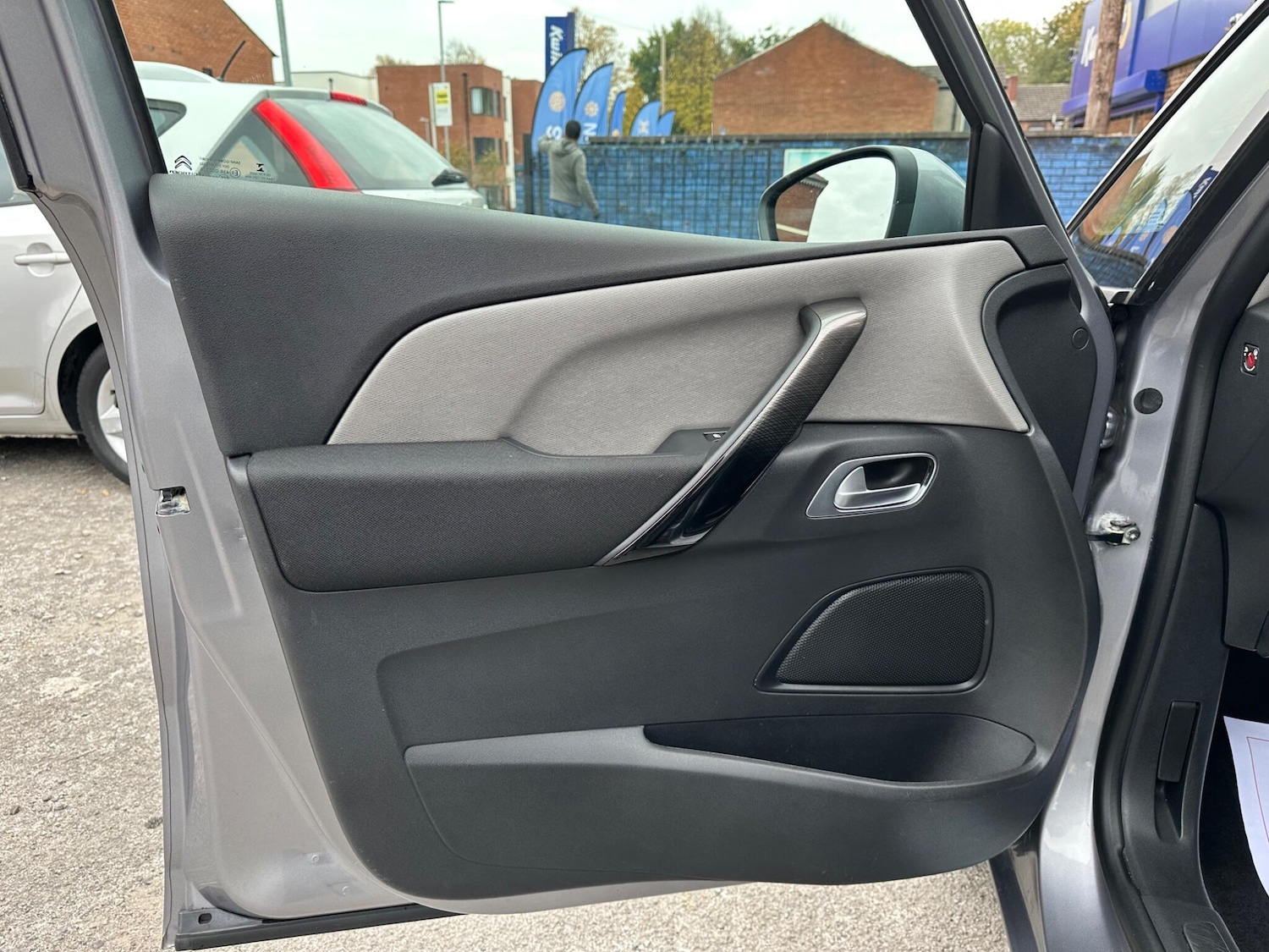 Used Citroen C4 Grand Picasso 2017 for sale - 76850151: Photo 34