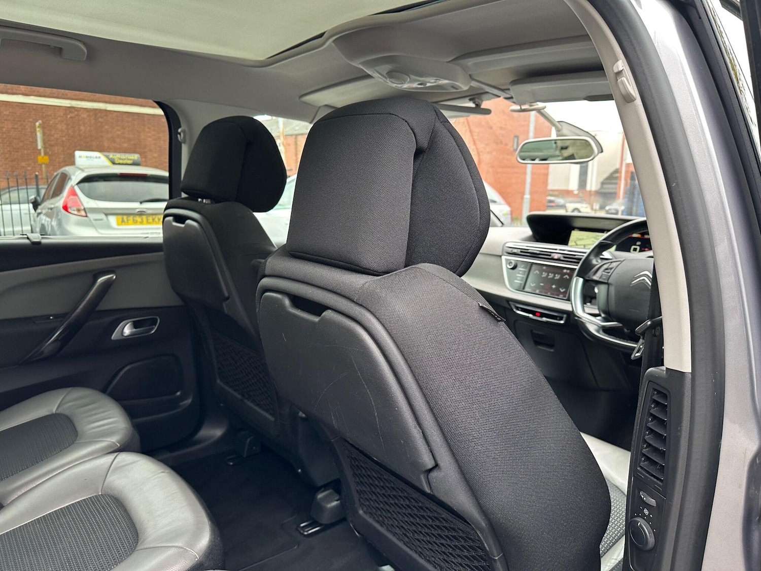 Used Citroen C4 Grand Picasso 2017 for sale - 76850151: Photo 40