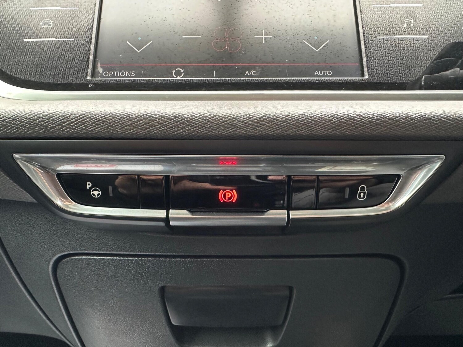 Used Citroen C4 Grand Picasso 2017 for sale - 76850151: Photo 50