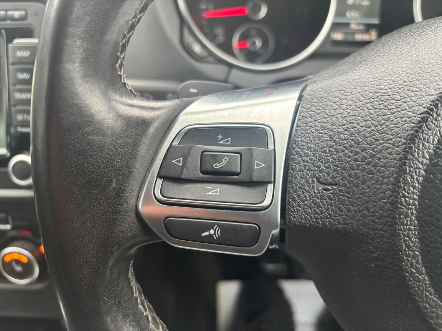 Used Volkswagen Golf 2012 for sale - 76667122: Photo 12