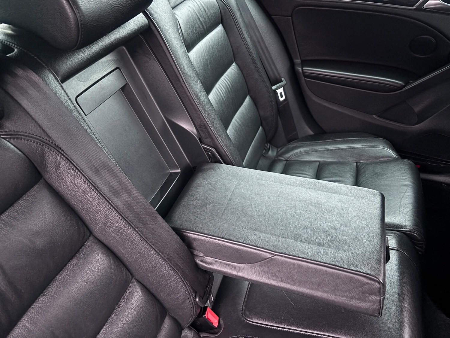 Used Volkswagen Golf 2012 for sale - 76667122: Photo 31