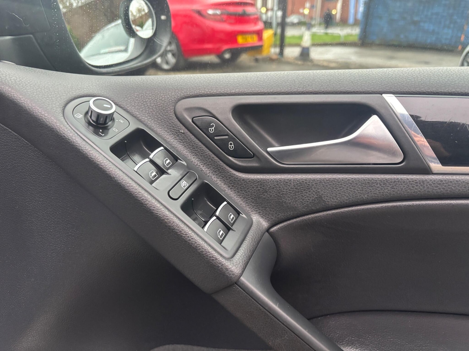 Used Volkswagen Golf 2012 for sale - 76667122: Photo 8