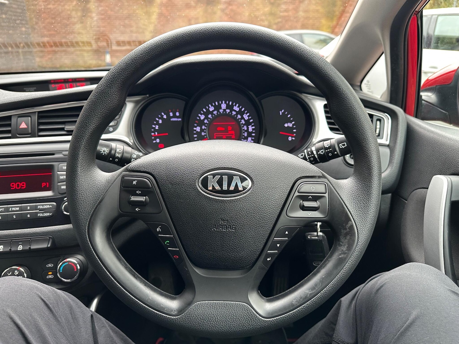 Used Kia Ceed 2017 for sale - 76592123: Photo 19