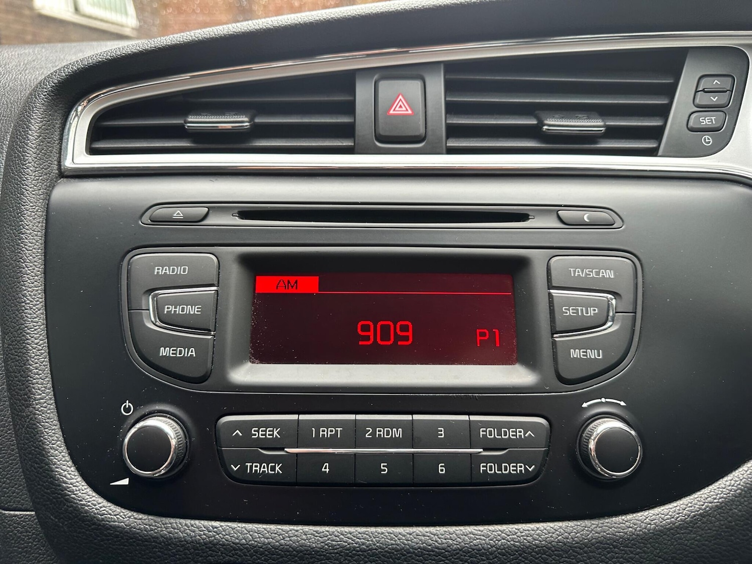 Used Kia Ceed 2017 for sale - 76592123: Photo 47