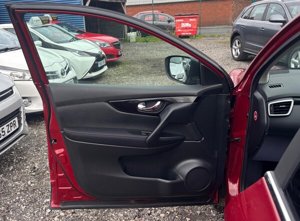 Used Nissan Qashqai 2016 for sale - 76282877: Photo 31