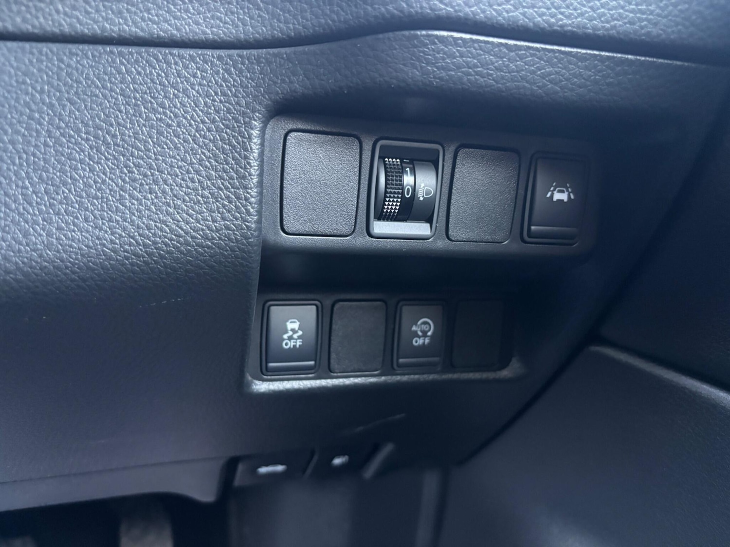 Used Nissan Qashqai 2017 for sale - 76282909: Photo 24