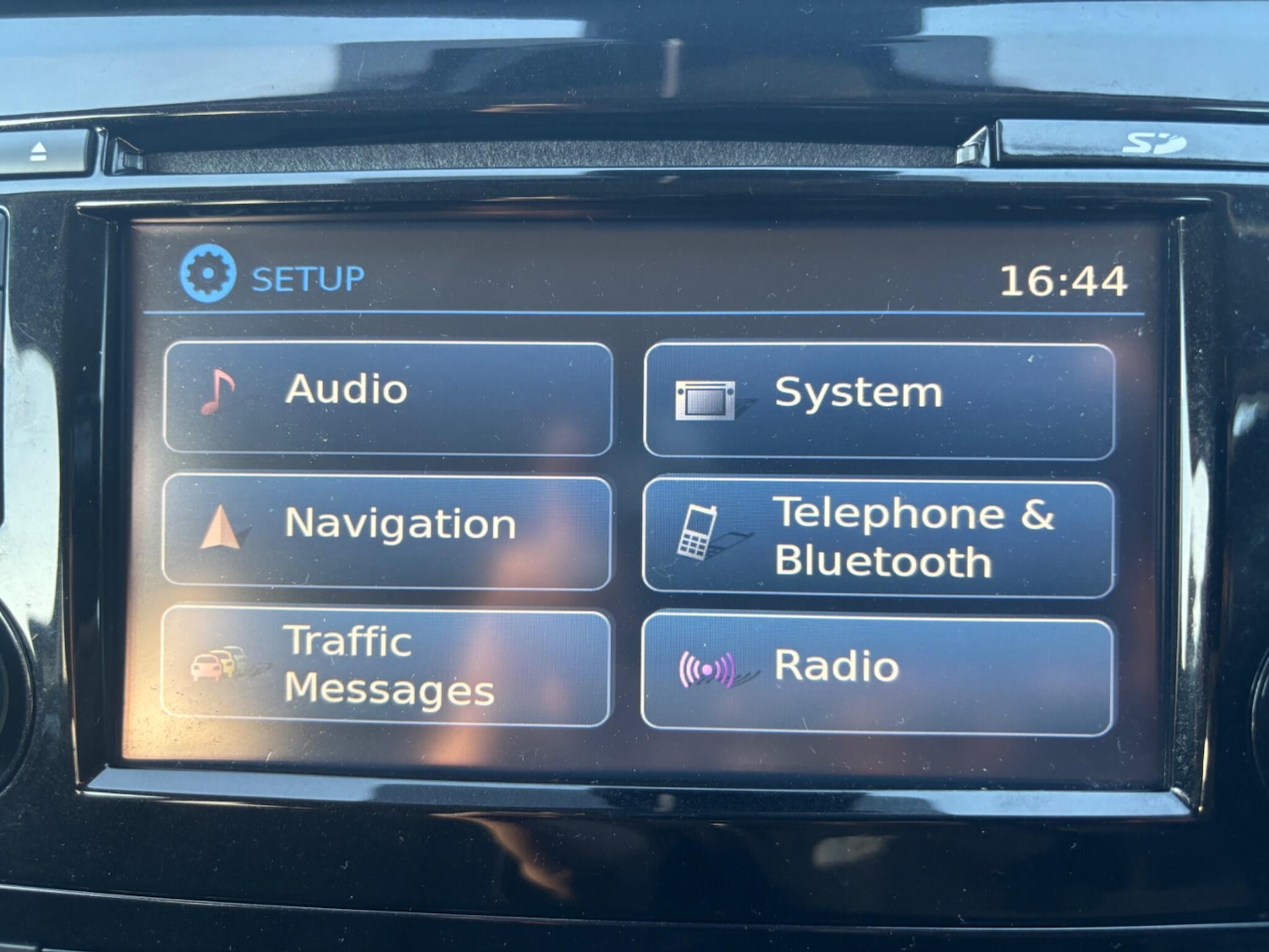 Used Nissan Qashqai 2017 for sale - 76282909: Photo 50