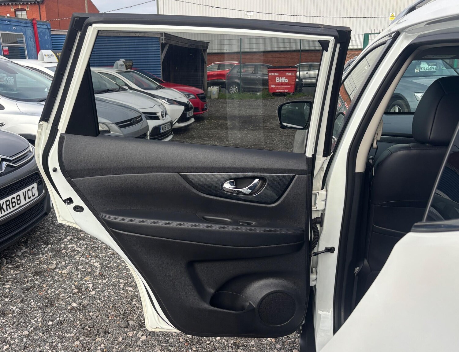 Used Nissan X-Trail 2017 for sale - 76283732: Photo 44