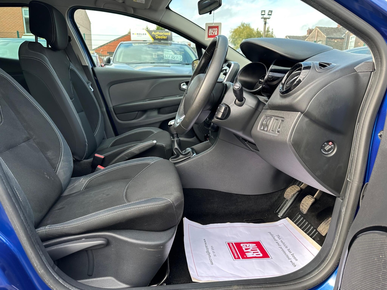 Used Renault Clio 2019 for sale - 76284144: Photo 14