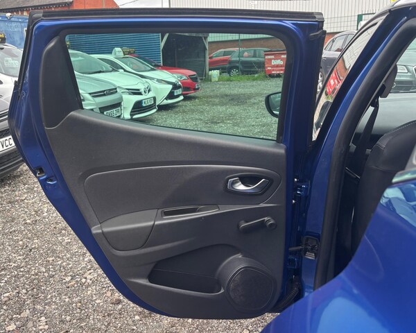 Used Renault Clio 2019 for sale - 76284144: Photo 35