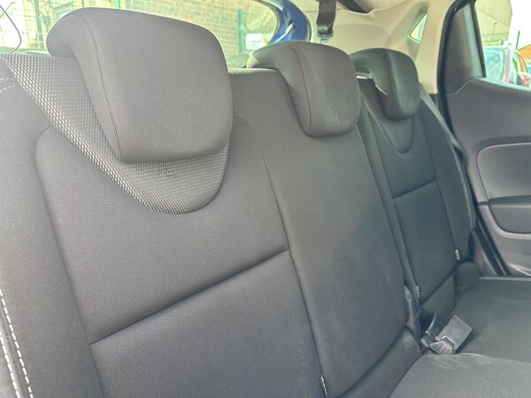 Used Renault Clio 2019 for sale - 76284144: Photo 37